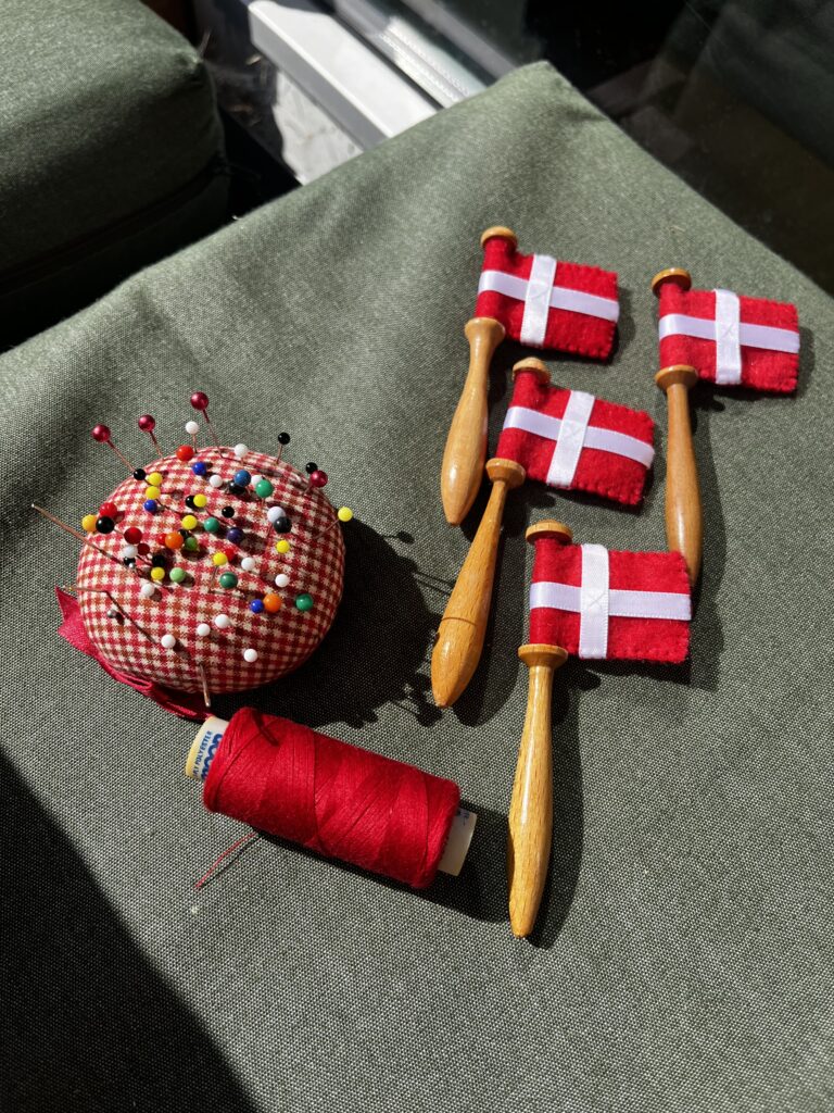 Flag på kniplepind